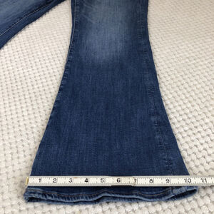 Size 12 X 28 American Eagle Women’s Denim Jeans Flared Next Level Stretch BD